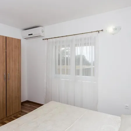 Djurkovic * مْليني